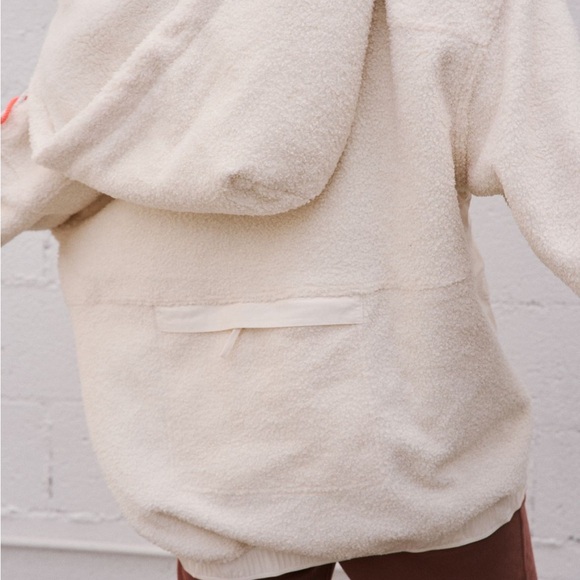 Free People Fuzzy Was She Fleece Pull Over - Picture 12 of 16